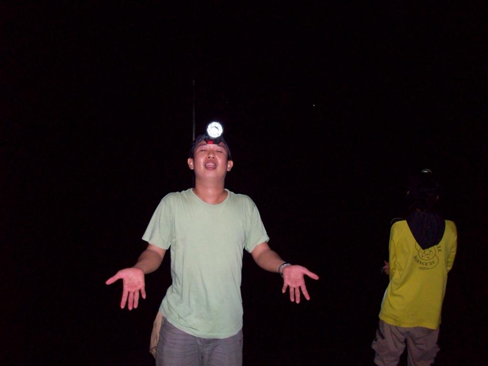 ตึกบอก... ไรว๊า!!!  5555+ :laughing: