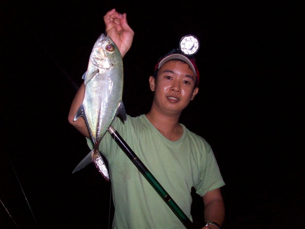 [q][i]อ้างถึง: zxnext posted: 24-02-2554, 21:18:29[/i]

อยากให้ที่ตรังมีที่ตกแบบนี้มั่งจัง วันไหนม