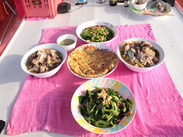 แรมเช้าวันที่2 ครับเติมพลังกันก่อนกับอาหารมือเช้าที่แสนน่ากิน
 :umh: :umh: :umh: :umh: :umh: :umh: 
