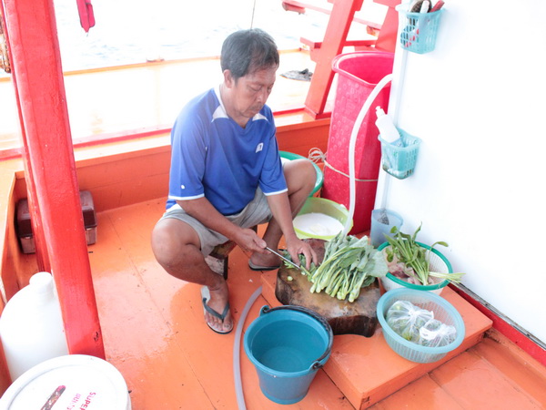 ต้องขอยกนิ้วให้กับพ่อครัวเรือที่ทำอาหารรดชาติสุดยอดมากๆๆๆๆๆๆๆๆ ดูดหน้าตาครับ