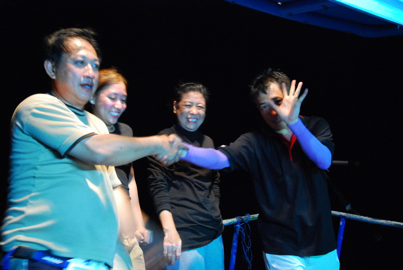 

ผลการแข่งขันจะออกมายังไง........มิตรภาพยังเหมือนเดิม....

 :cheer: :cheer: :cheer: :cheer: :ch