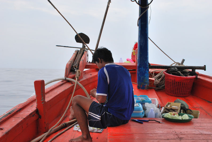 


เล็ก เด็กเรือ....ก้อจัดการเรื่อง..ปลายสาย..... :love: :love: :love:
