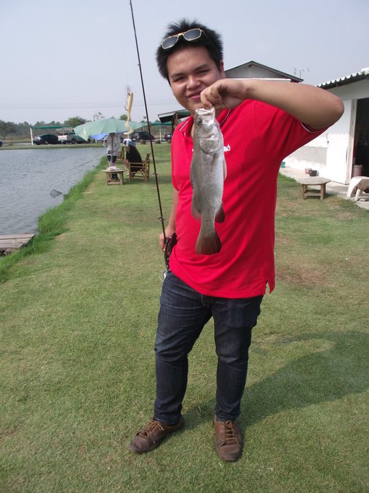 อ่ะโด่ตัวนิดเดียวเอง โว๊ะๆๆ   :tongue: :tongue: