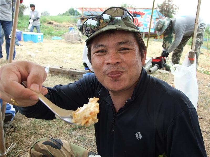 [b]ยิ่งอีตาน้ำ ด้วยแล้ว แหม ๆ ๆ มีเย้ย เจ็บใจ ๆ[/b]  :laughing: :laughing: :laughing: :laughing: :la