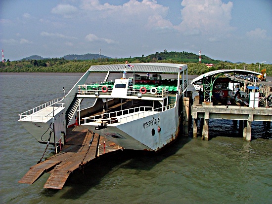 เรือเริ่มออกเเล้ว :cheer: :cheer: :cheer: