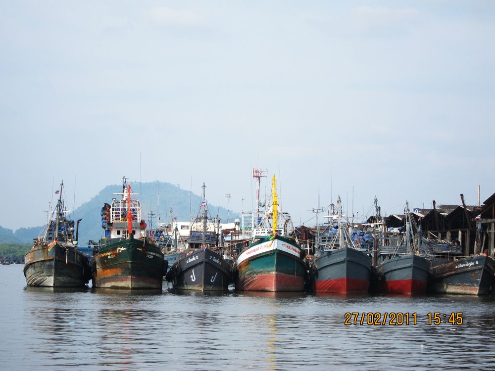 แสนยานุภาพกองเรือประมงไทย :ohh: :ohh: :ohh: