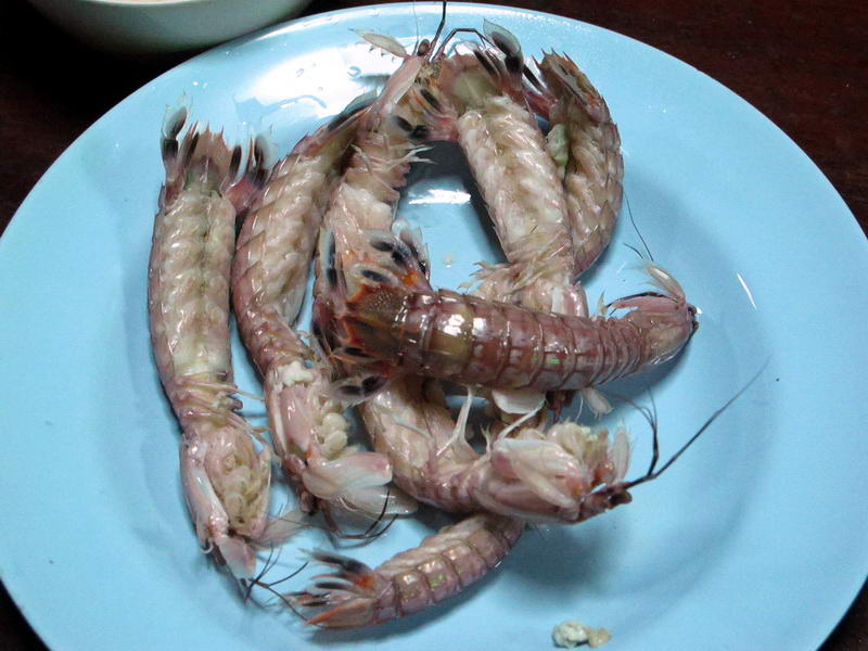 เมื่อนำมาแปรสภาพบนจาน
หวานอร่อยสุดยอดครับ ขอบอก :umh: