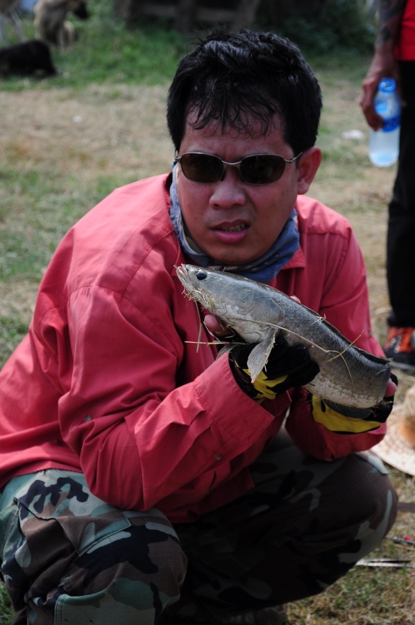 ไปเอามาจากไหนอีก :laughing: :laughing: :laughing: :laughing:
