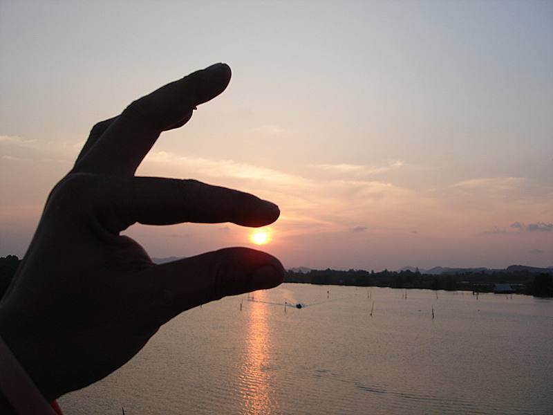 ขอบคุณครับน้า สุพรชัย2 :love: :love:

[q][i]อ้างถึง: herofluck posted: 08-03-2554, 13:54:50[/i]

