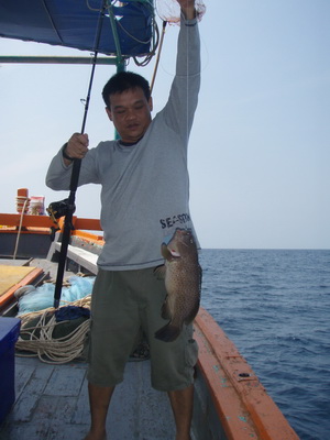 เจี๊ยบกับเก๋าอาหารในเรือ