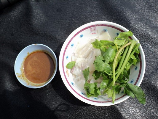 ก่อนข้าวต้มจะเสร็จ มารองท้องกันด้ว