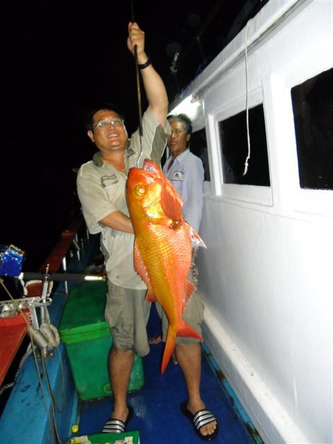สีทองยังถูกเชิญขึ้นเรืออยู่เรื่อย