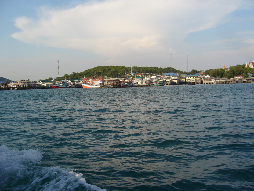 เรือดวงดีของไต๋ยิ่งพาพวกเรากลับฝั