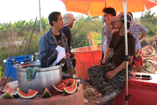 กำลังเคลียกันอยู่โดนขโมยแจ๊คออล :laughing: :laughing: :laughing: