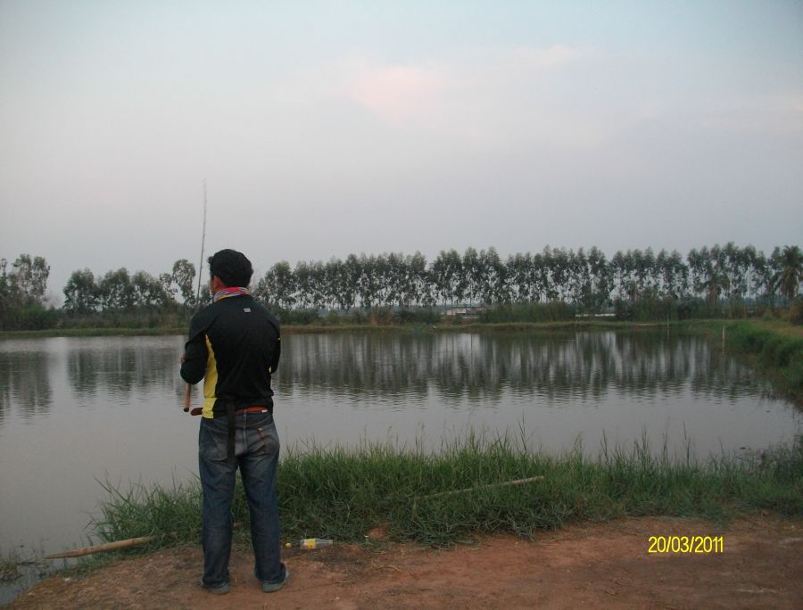 หัวหน้าทีม ครับ  อู๊ดฟิชชิ่ง
http://www.youtube.com/watch?v=e3xS1KU4i2o&feature=player_profilepage
