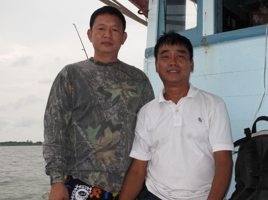  [b]สองพี่ใหญ่ในทริฟนี้ครับ[/b]

 :cool: :cool: :cool: :cool: :cool: