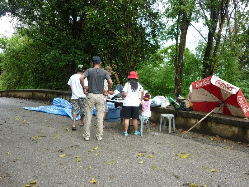 

โกยามาพอดี.........รายชื่อของทีม  " Nuknan Fishing Club "......อยู่ที่โกยาพวกเราก็ทำการลงทะเบี