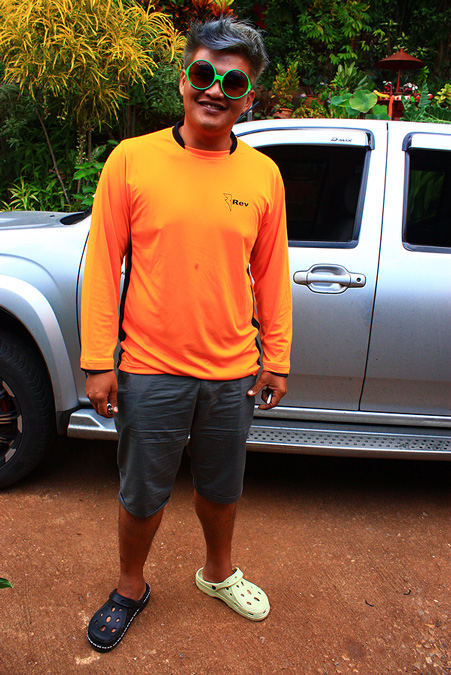 แจ่มจริงทั้ง เสื้อผ้า หน้า ผม...................