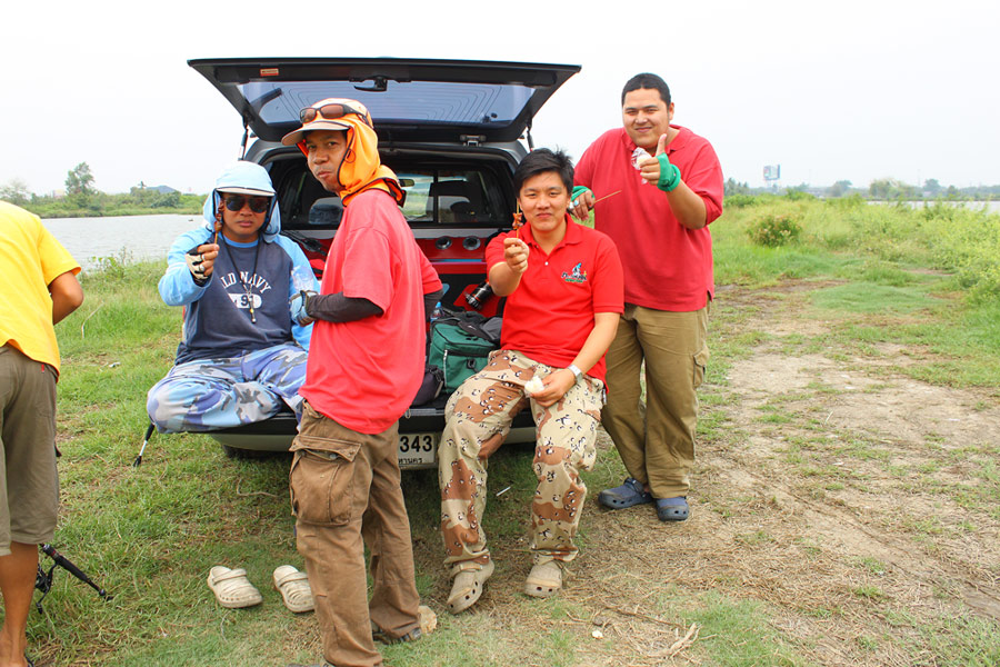 มาต่อให้พี่ด้งครับ   ยินดีที่ได้พบประ กับMR.SHARK FISHING GANG   


เวลาปกติของSAKORN RIGS ออกมาต