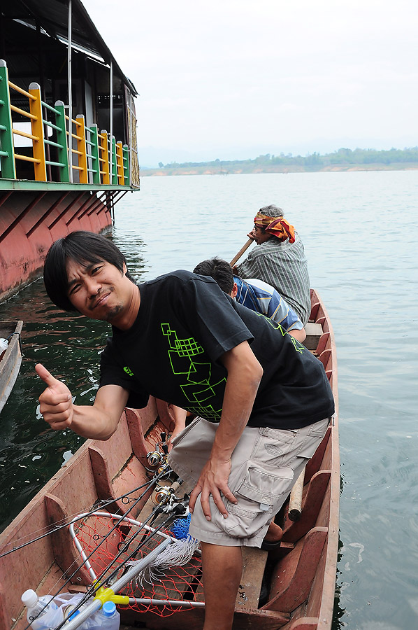 น้าเจนก็พึ่งจะลงเรือเหรอเนี่ย ป่านนี้แล้วน่ะคร๊าบบบบบ :grin: :grin: :grin: