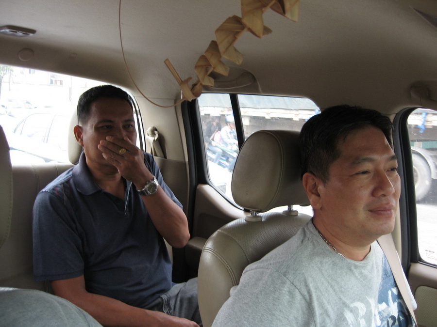 คุณหมู เทวะ ออกเเนวเกย์นิดๆ อย่างที