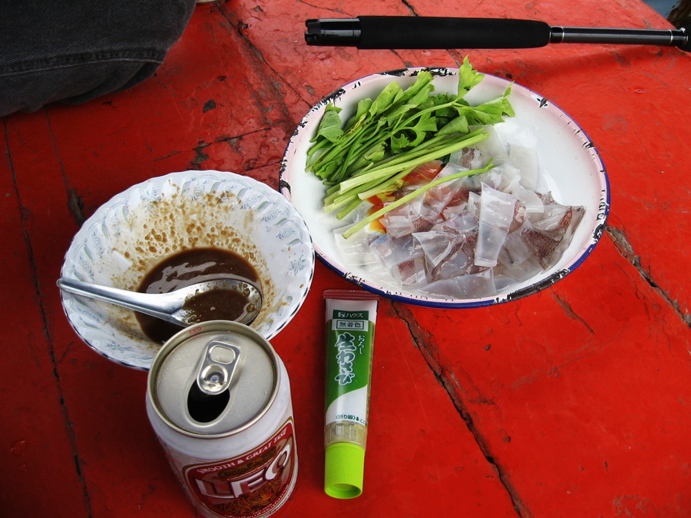 ระหว่างย้ายหมาย ก็ :umh: :umh: :umh: :umh: :umh:  1 ชุดเต็มๆ