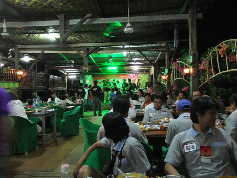 [b]คกก. เต็มเวทีเลย ดำมืดเลย[/b]  :grin: :grin: :grin: :grin: :grin: :grin: :grin: :grin: :grin: