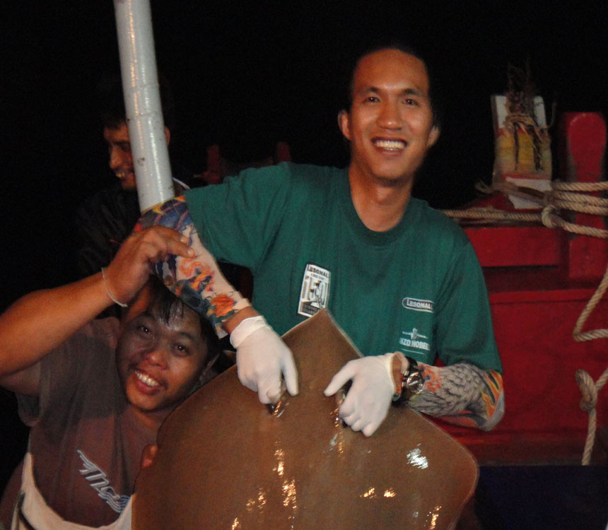 ผลงาน ผม คราบบบบบ กับ กะเบน ตัวแรก
 :grin: :grin: :grin: :grin: :grin: :grin: :grin: :grin: :grin: 