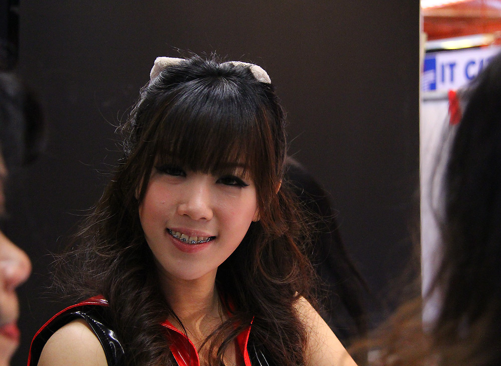 


มั้งๆ  ติดเหล็กดัดด้วย         :laughing: