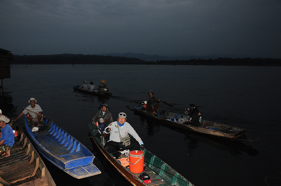 ไต๋เรือมารอนักกีฬาแล้วคร๊าบ  :grin: