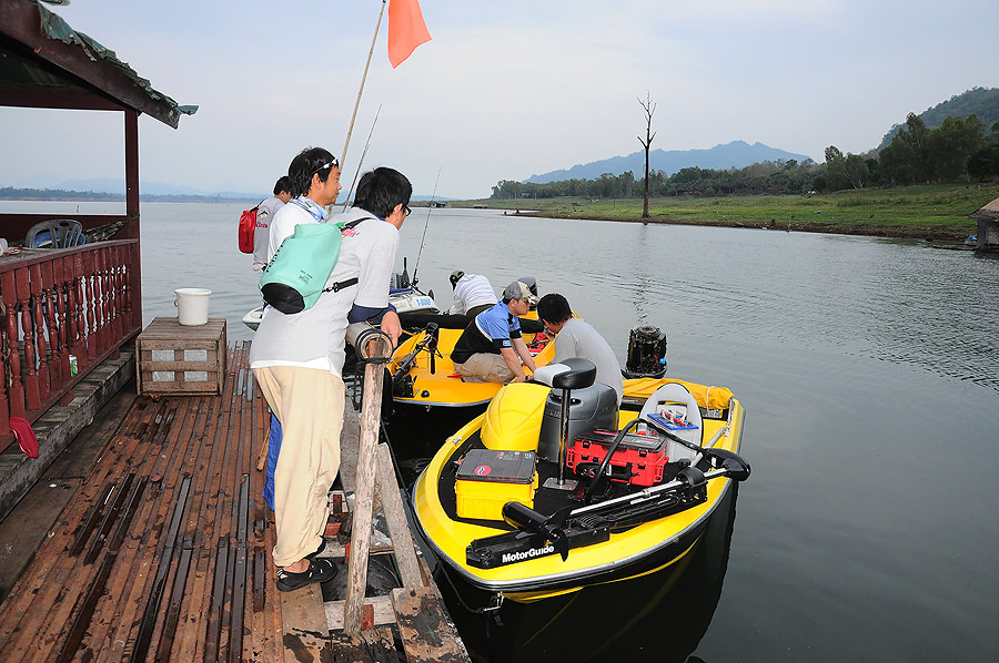 ที่แท้เรือพี่เอ็ม มัปํญหา มีอะไรที่โม่งช่วยได้มั่งคร๊าบ :grin: