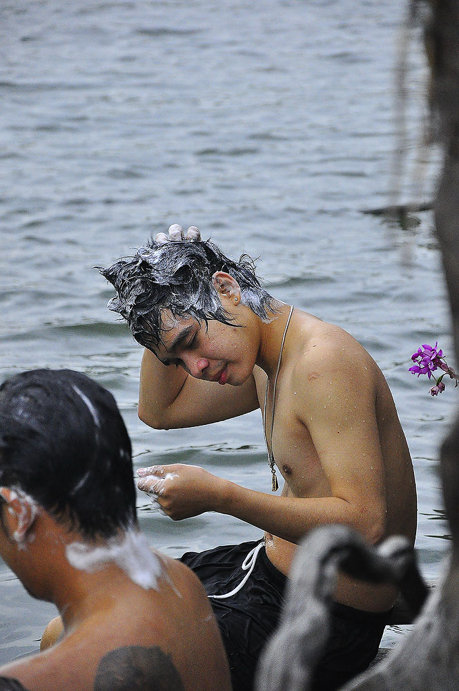 น้องก้อง.........เกาหัวไปคิดไปพรุ่งจะเป