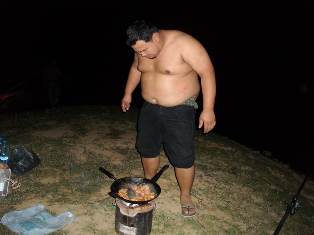 หมูทอด