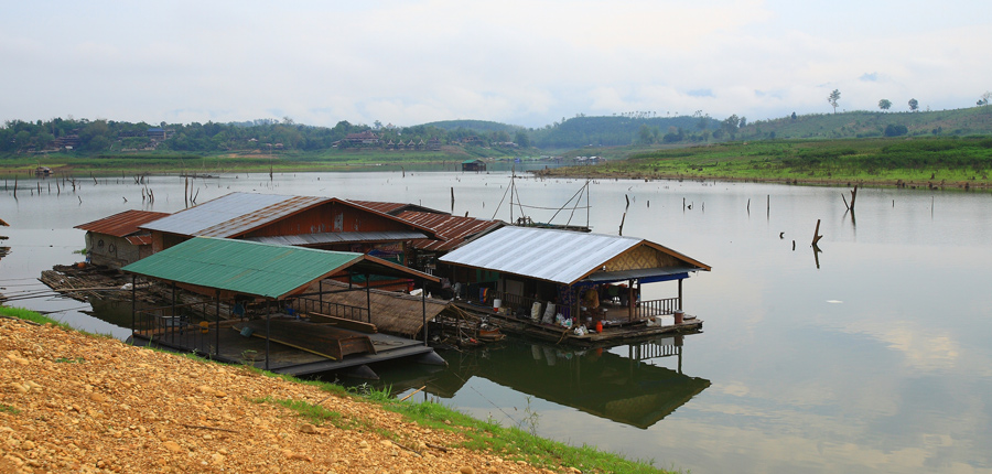 ที่นี่ สังขละบุรีครับ