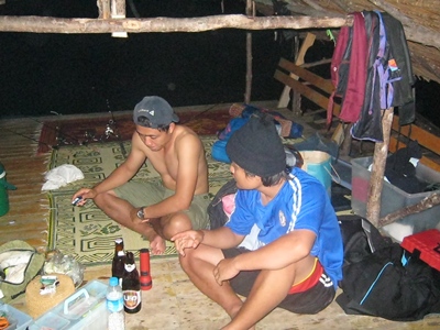  :laughing: :laughing: :laughing: :laughing: รอ  รอ  รอ  และ รอ  :sleeping: :sleeping: :sleeping: