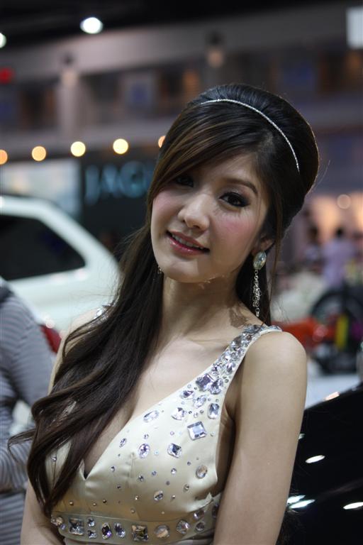 ขอปาดจั๊กหน่อยนะครับน้ามาด..