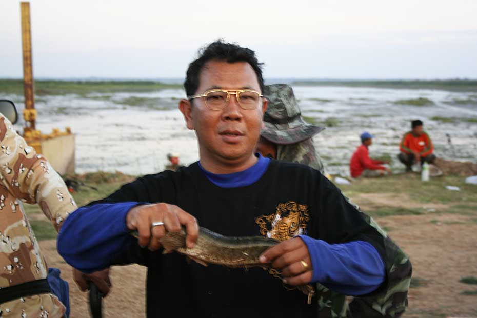 นี้อีกตัวครับ
ที่กำลังรอลุ้นรางวัล





 :smile: :smile: :smile: :smile: :smile: