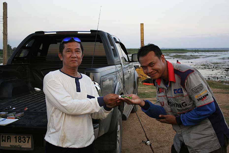 อันดับสามกระสูบน้ำหนักต่อตัวมากที