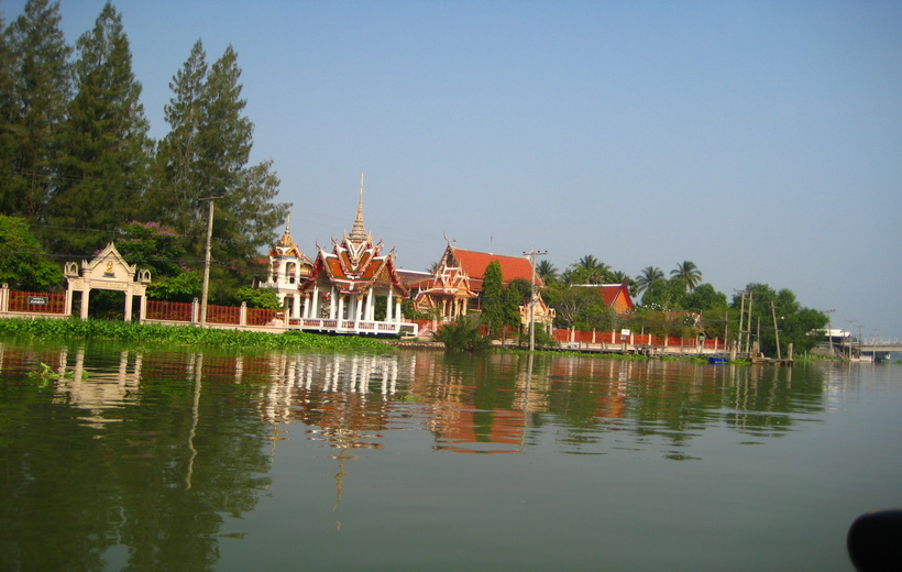 แม่น้ำแม่กลองครับ :love:
