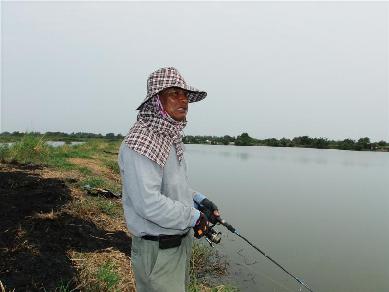 [b]ต่อมาก็ น้าเต๊ะ จ้า (พ่อของ น้าต๊ะ) [/b]  :cool: :cool: :cool: :cool: :cool: :cool: :cool: :cool: