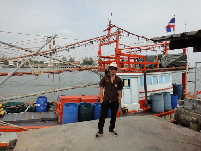 ถึงท่าเรือก็ถ่ายรูปเลย :laughing: :laughing:ม่ายเคยเจอ :grin: :grin: