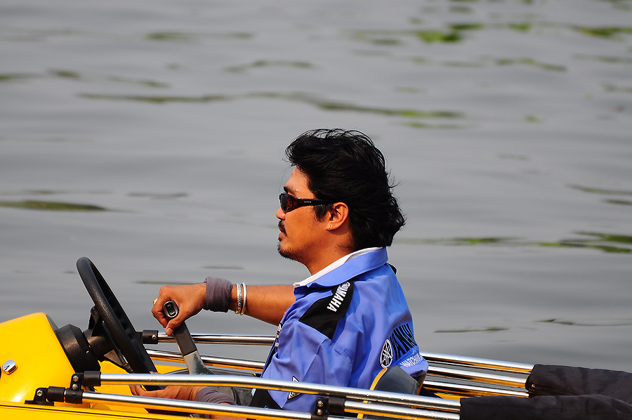 เดี๋ยวเพ่ขับโมลใหม่ให้ดูอีกสักรอบดิเพ่ :grin: :grin: :grin: