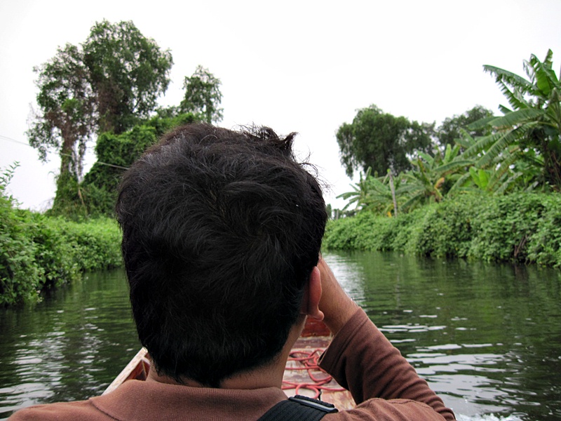 มาก็ลงเรือเข้าหมายกันเลยครับ  :grin: