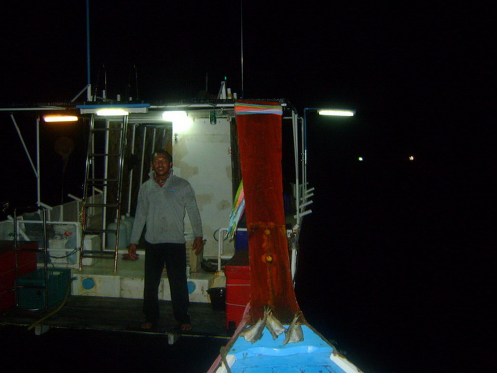 เจอแว้ว ที่พึ่งสุดท้ายของเราคืนนี้ ไต๋เปิ้ล เรือออก้า พอพวกเราตะโกนเรียก ก็รีบออกมาดู ใหญ่
เจอหน้าถ