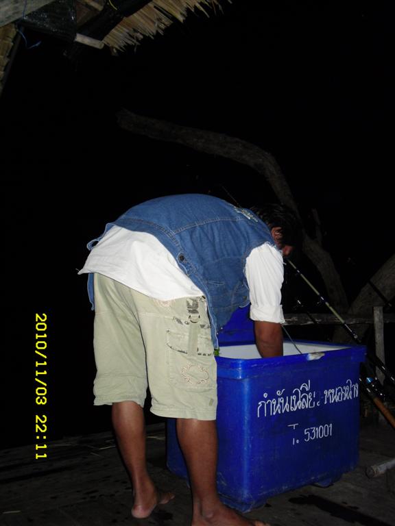พ่อครัวเริ่มหาส่วนผสมอีกแล้ว :laughing: :laughing: