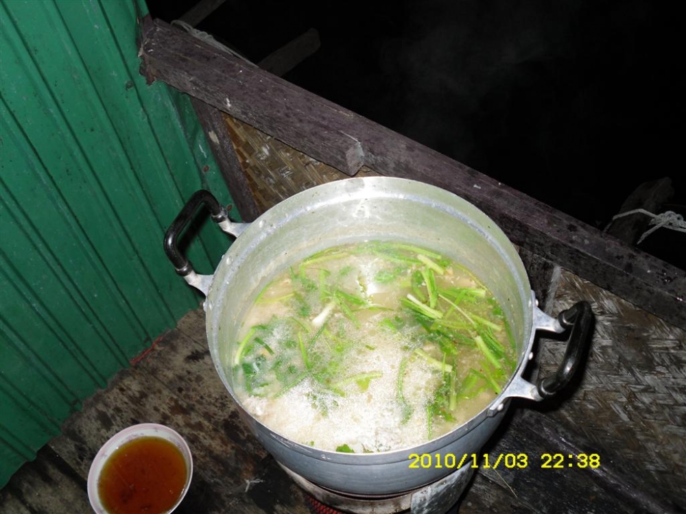 ข้าวต้มรอบดึก ซักถ้วยไหมคร๊าบ.....