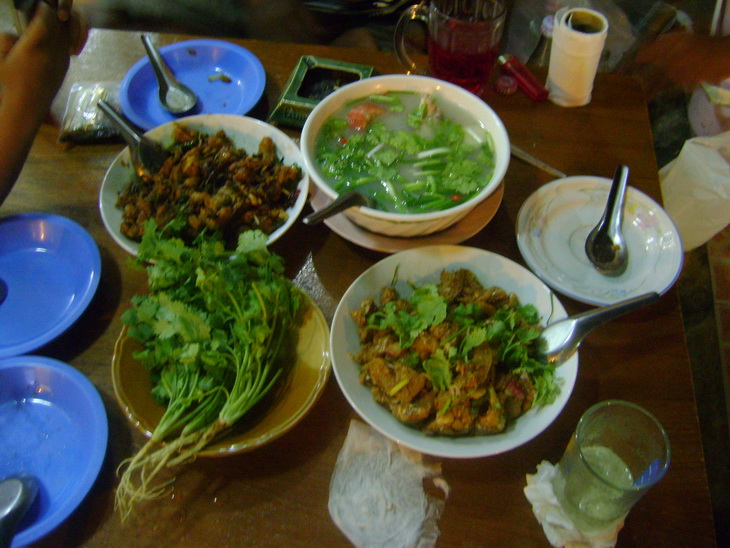 ลากันด้วย ภาพนี้แล้วกันน่ะครับ ไว้
