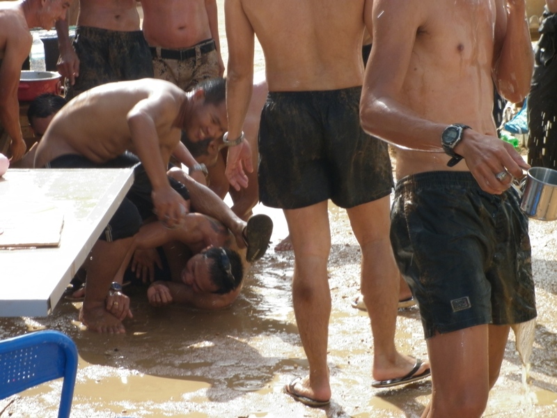 ปิดท้ายสงกรานต์ด้วยความมันส์แบบนี้ :grin: :grin: :grin: :grin: :grin: