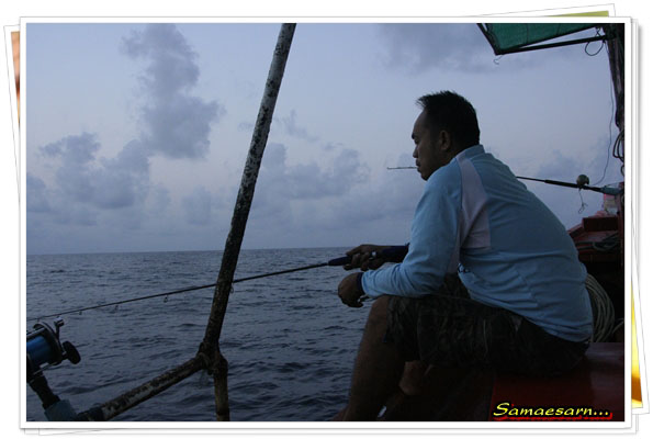  :grin: ตกปลาเล็กเพลินๆคับ.... :grin: