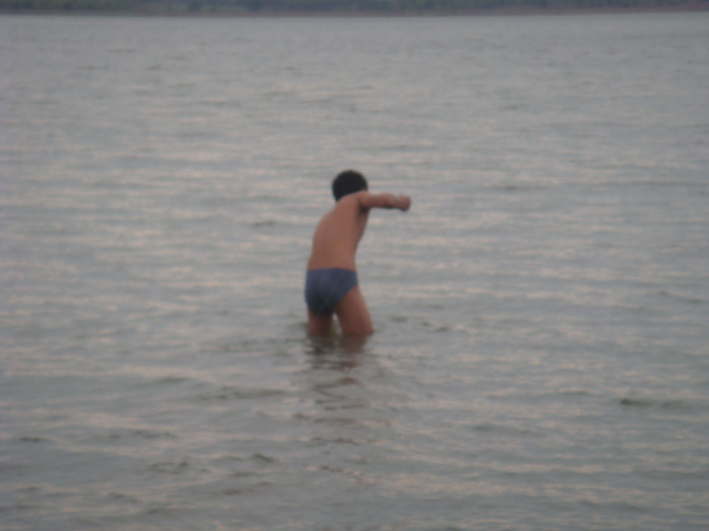 เฟรม  :  เบ็ตตี้....เบ็ตตตี้.... :sad: :sad: :sad:

ผม  